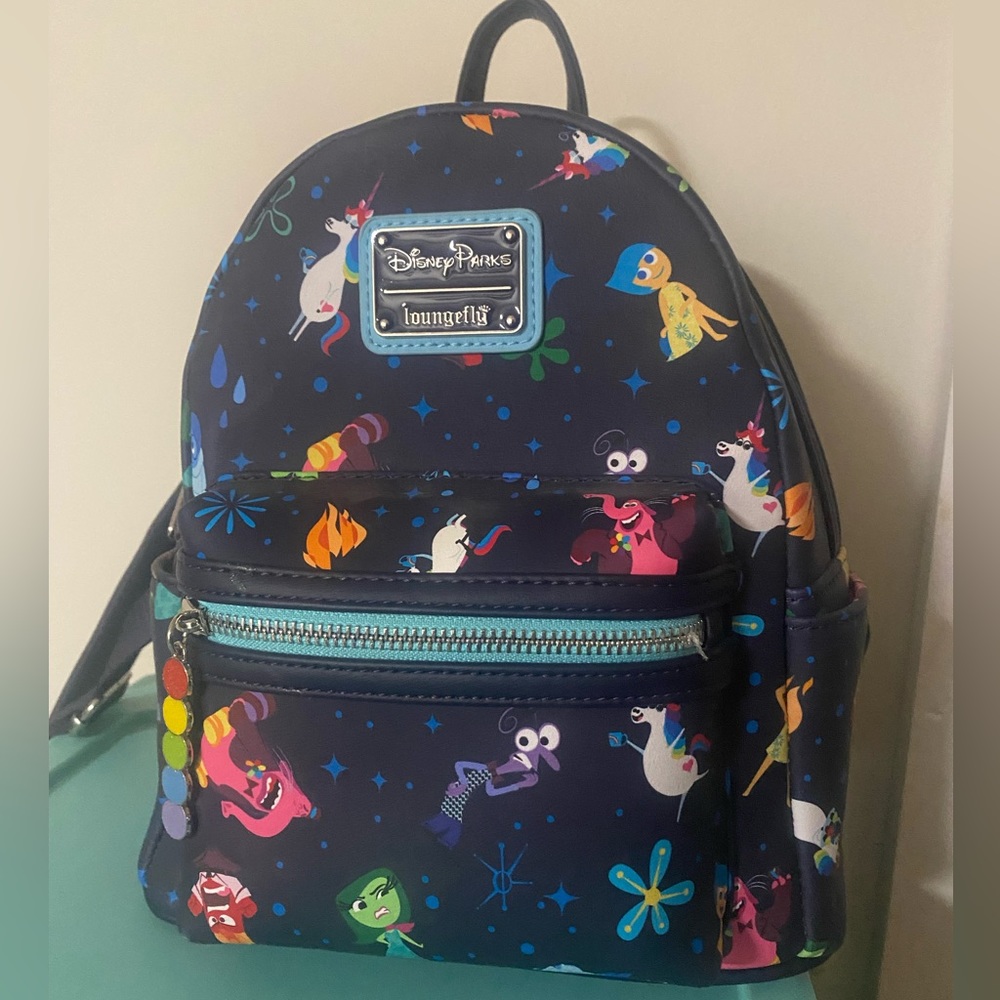 Disney Parks Lounge Fly